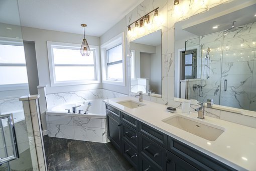 Bathroom-Cleaning--in-Hialeah-Florida-Bathroom-Cleaning-1537704-image