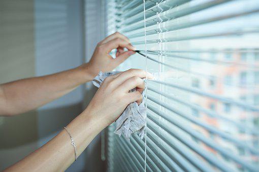 Blind-Cleaning--in-Saint-Paul-Minnesota-blind-cleaning-saint-paul-minnesota.jpg-image